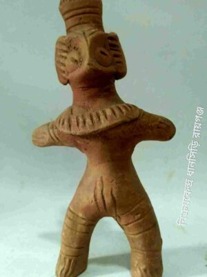 মাটির টেপা পুতুল